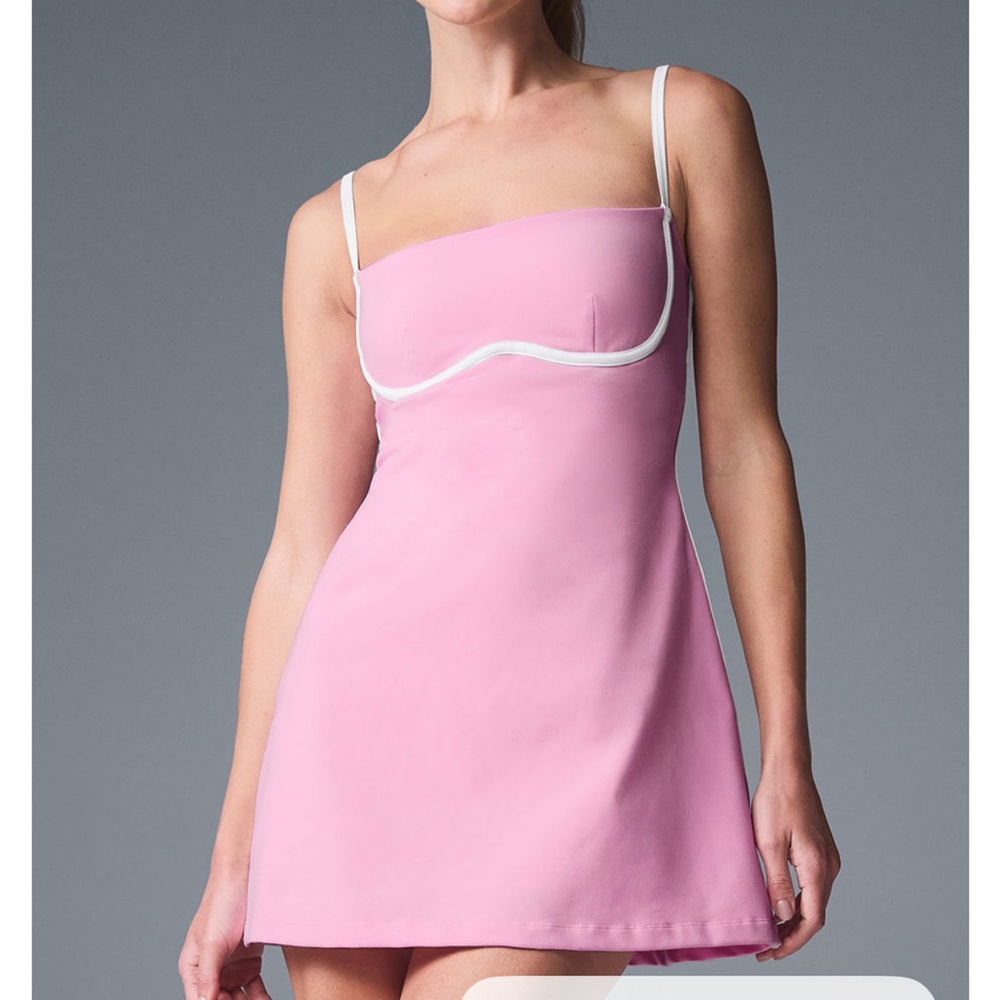 NTW alo yoga airbrush streamlined dress in SWEET PINK size L